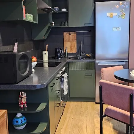 Colourful & Cozy One-bedroom